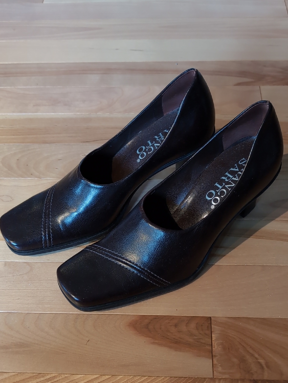Franco Sarto Brown Leather Square-Toe Low Heel Pumps